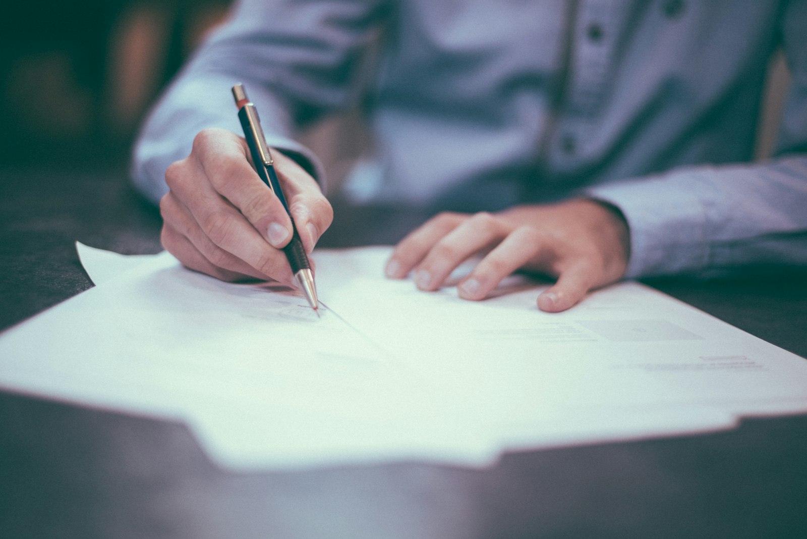 A visit-visa application is simple when you break it into clear steps.