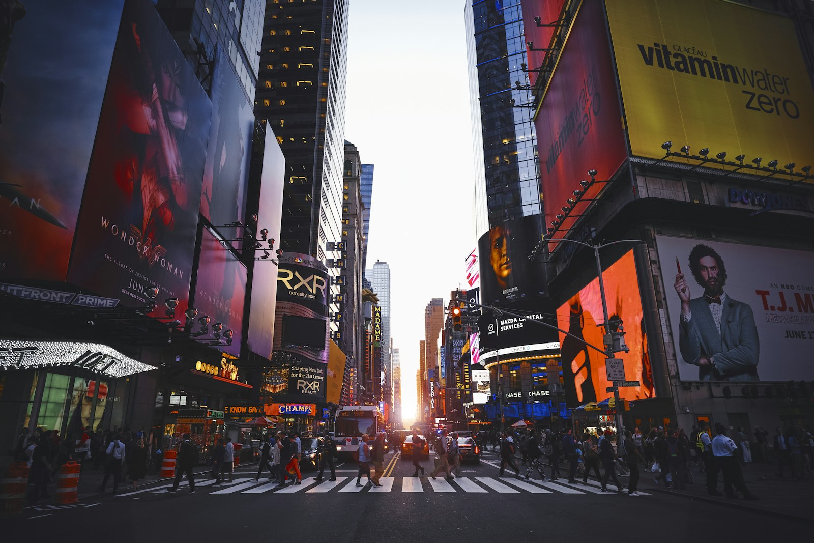 The US has added a new $250 Visa Integrity Fee on top of the existing visa fee.